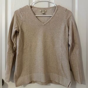 G.H. Bass & Co. Light Tan V-Neck Sweater Small